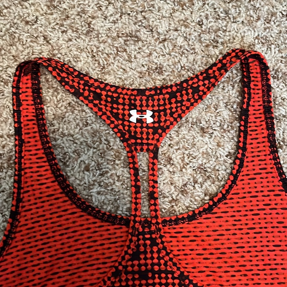 Workout top - Picture 5 of 7